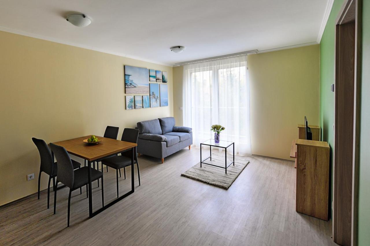 Oliver Apartman Heviz Luaran gambar