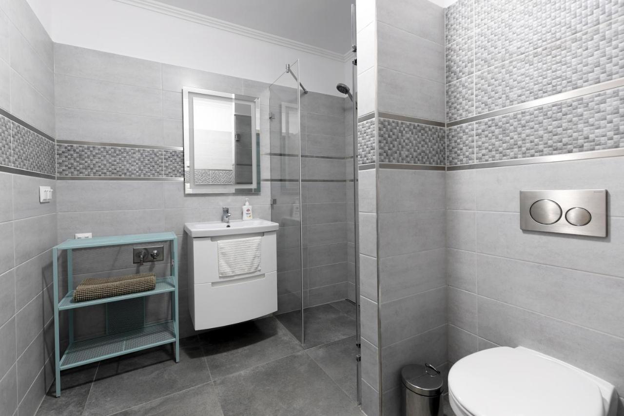 Oliver Apartman Heviz Luaran gambar