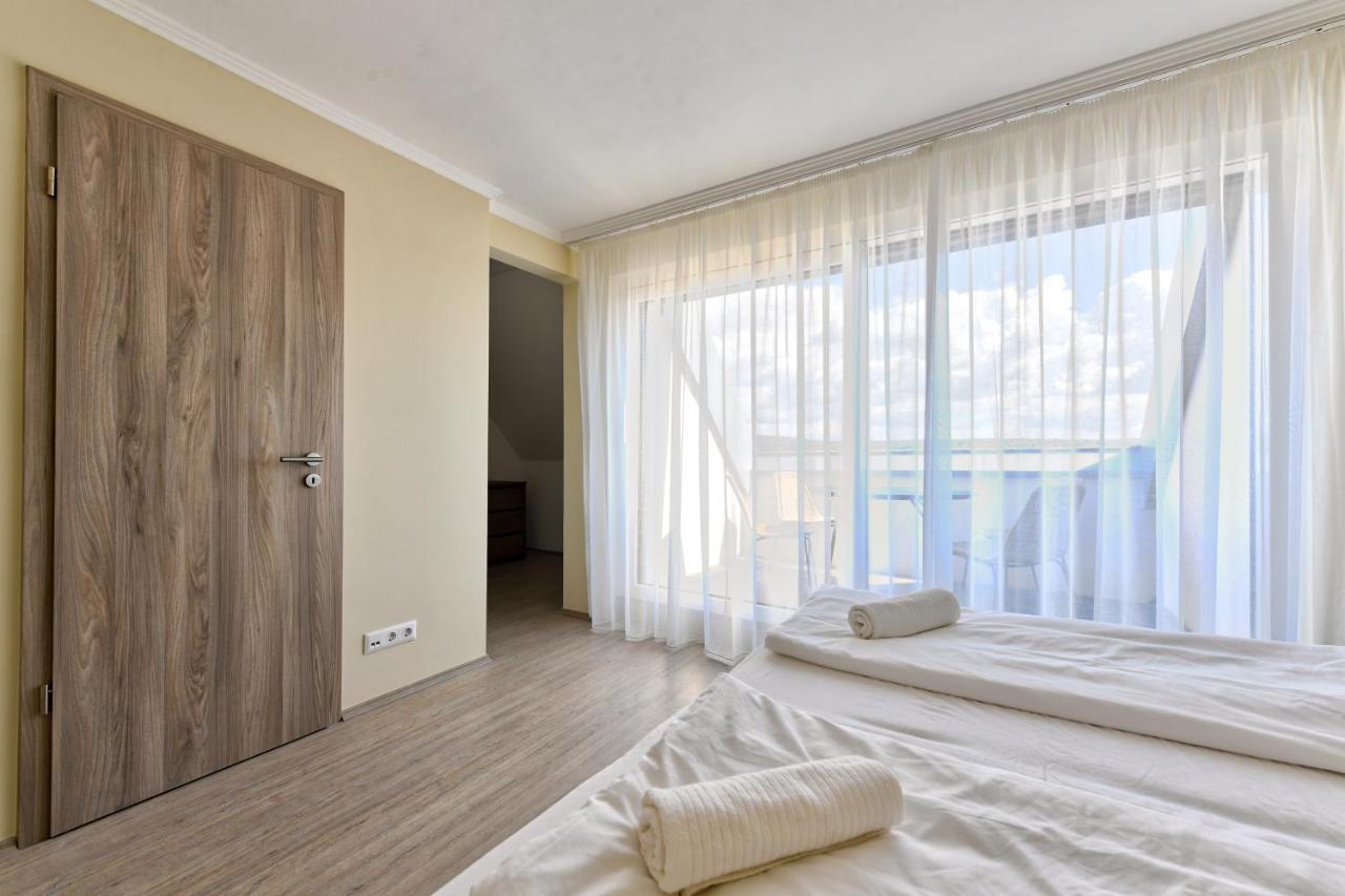 Oliver Apartman Heviz Luaran gambar