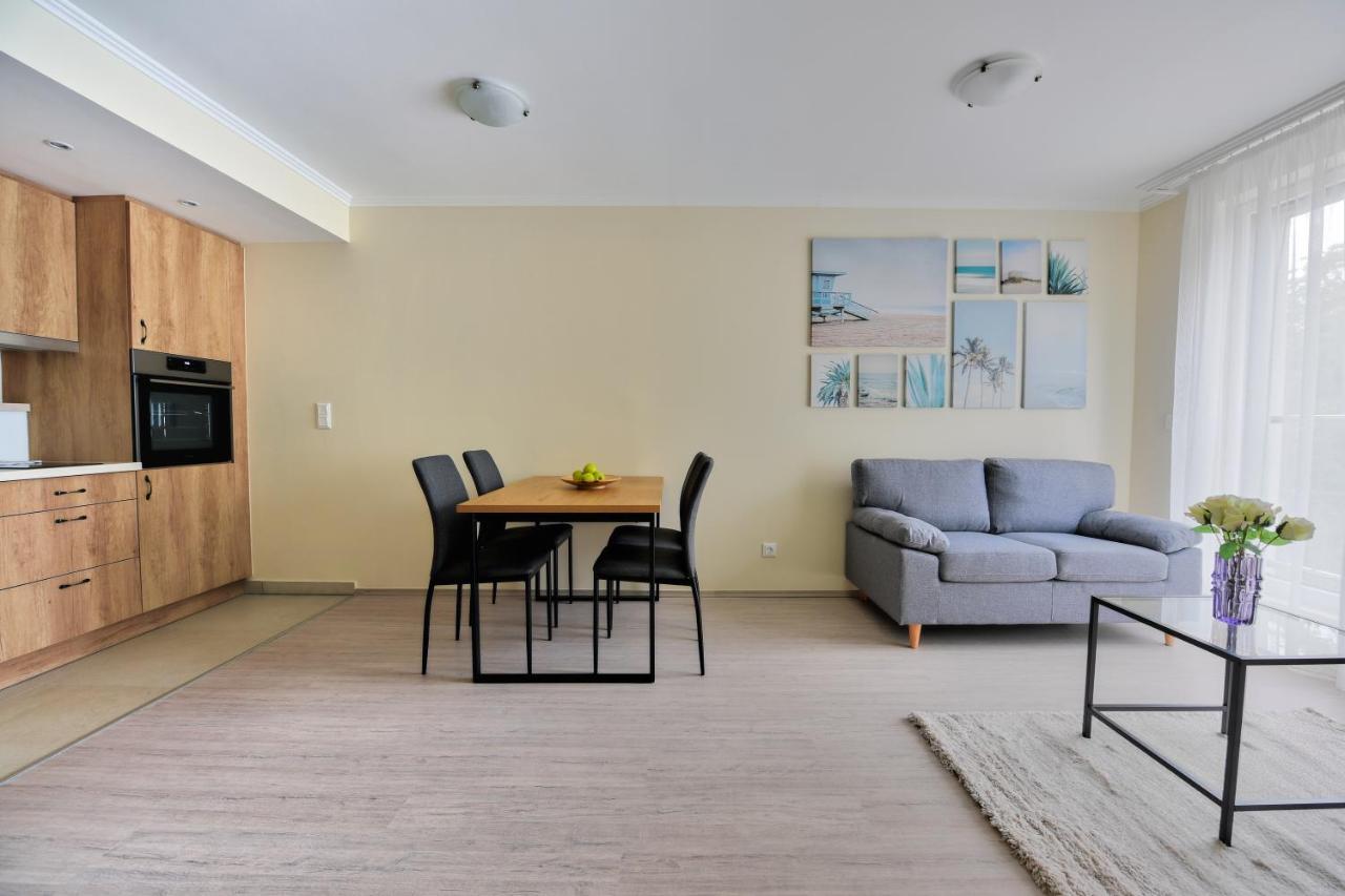 Oliver Apartman Heviz Luaran gambar