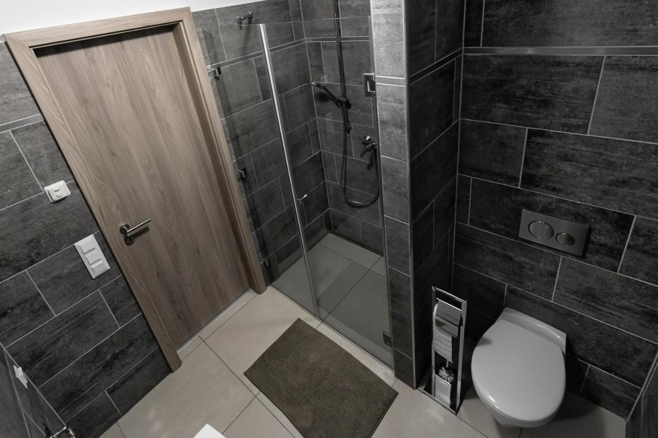 Oliver Apartman Heviz Luaran gambar